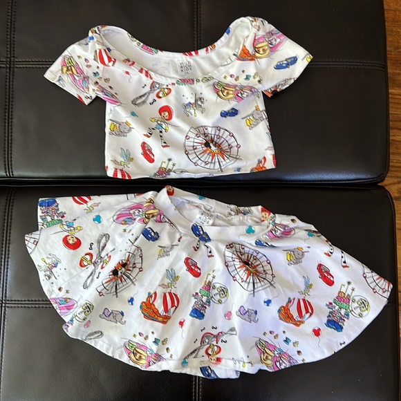 Wild Rich Kids - Picture 5 of 7